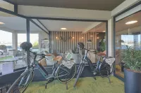 Hotel the Originals Bernay Acropole
