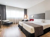 Ilunion Barcelona Hotels in der Nähe von Strand Platja de Bogatell