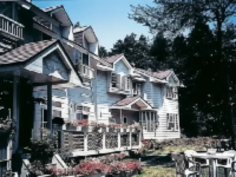 Pension and Cottage Kosuisai โรงแรมใกล้ป่าอาโอกิงาฮาระ