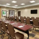 홈우드 스위트 바이 힐튼 캘러머주-포티지