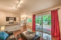 Downtown Kirkland Condo! Newly Renovated with Patio