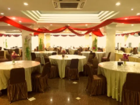 Grand Hawaii Hotel