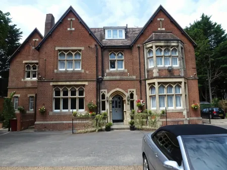 Beech House Hotel Отели в г. Рединг