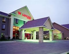 Wildwood Lodge & Suites