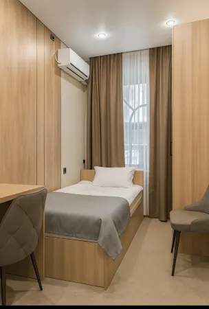 Airis Residence Отели рядом с достопримечательностью «Никольский Собор»