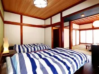 Gokayama Ryokan Yoshinoya Hotels in 