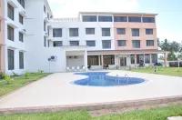Luwa Evergreen Hotel