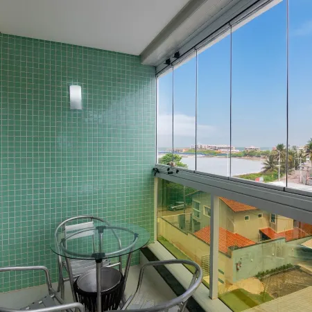 Apt w/ Balcony and sea View in Guarapari Cmd0311