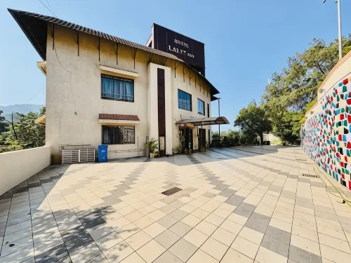Hotel Lalit Inn Lonavala - Kæledyr tilladt