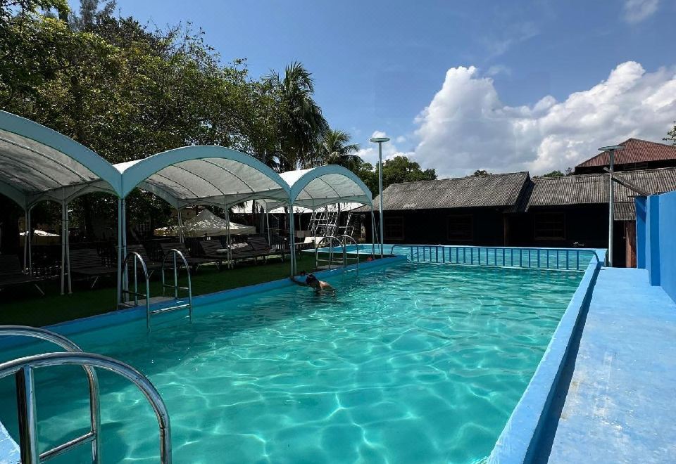 KEMBARA RESORT - Housity