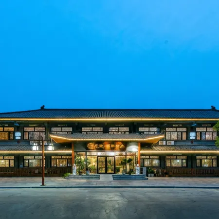 Floral Hotel· Yihe Elysees Hotel (Ningjin County Debai Plaza Branch)