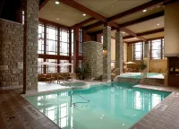 DoubleTree Fallsview Resort & Spa by Hilton - Niagara Falls - Resorts