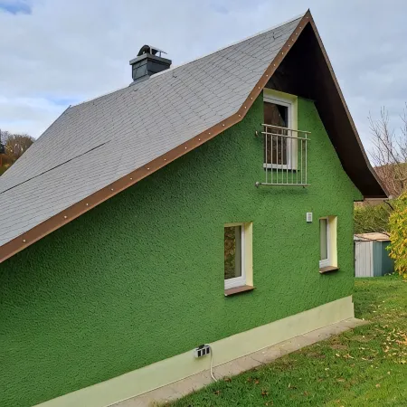 Vacation home Hirschturmblick- Cozy vacation home with terrace and playground