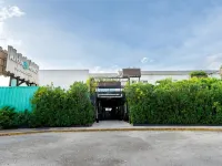 Mayan Monkey Cancun - Social Hotel Hotels near Forum By The Sea