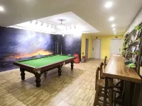 Ding'an Xiong Theme Xiangshan Hotel Hotel di Ding'an