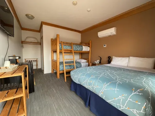 Bear's Claw Lodge