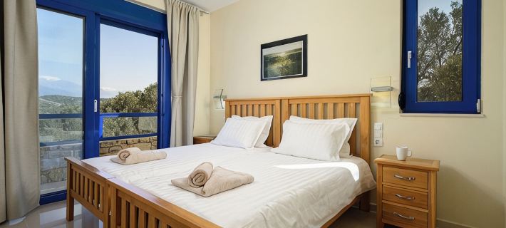 House with sea view. Family-friendly. Hotels in Festos