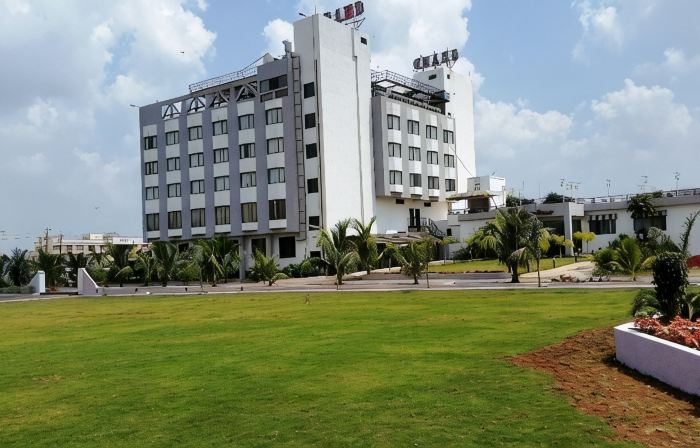 Grand Sarovar Portico, Latur