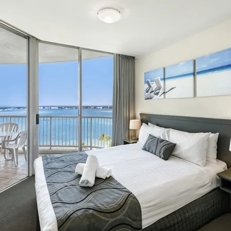 Crystal Bay on the Broadwater