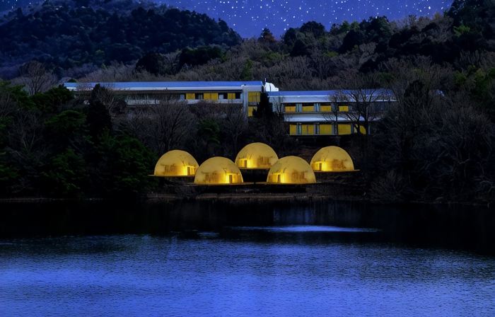LAKE SIDE IRUKA