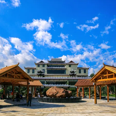 Shiqian Hot Spring Holiday Hotel