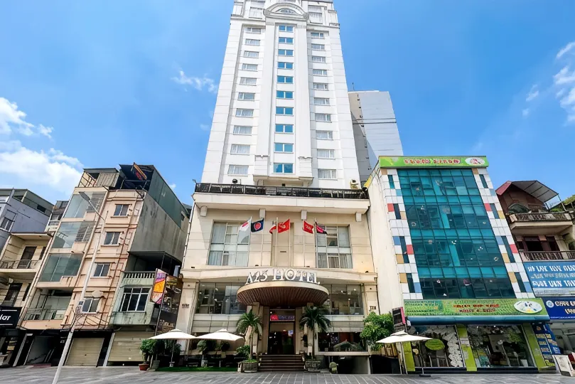 A25 - Signature Hotel