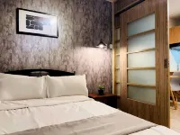 Citispace 1BR Unit Ridgewood Towers Near BGC #RW10