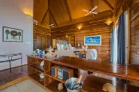 Mana Island Resort & Spa - Fiji Отели в г. 