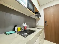 B-Residence Studio Lotus by Betah Banget