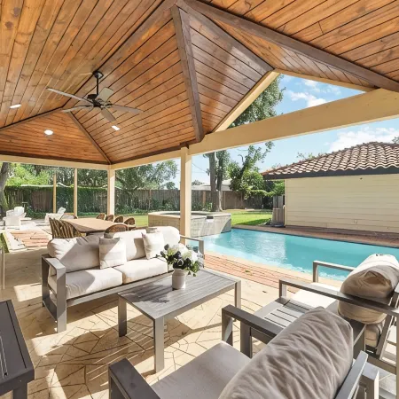 Katy Oasis with Huge Patio, Pool & Game Room