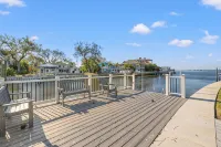 Waterfront Island Oasis Fully Remodeled! W/ Boat Dock!