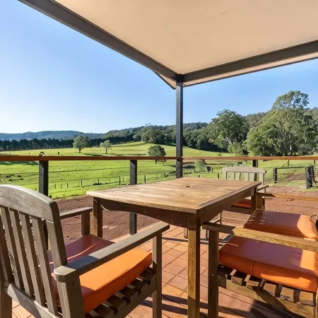 Farm "The Stockyards " 3 Bed Views Foxground.