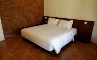Rumah Bata Guest House - balcón