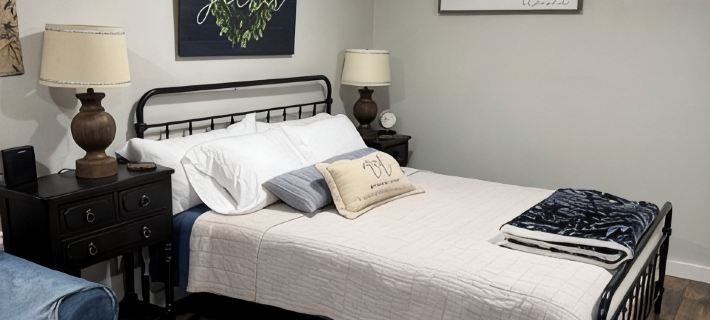 Unwind@839 says it all! Charming cottage in Lodi, a wine country destination. ロディのホテル