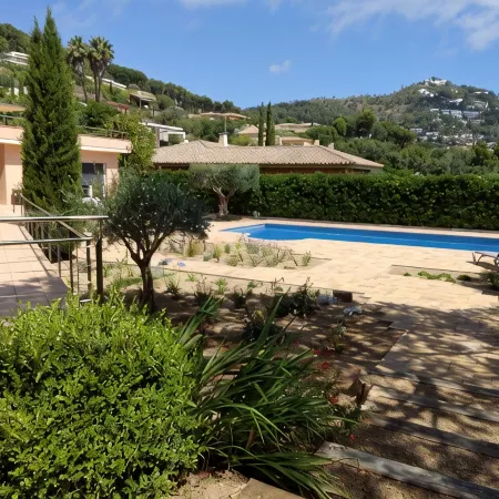 Exceptional Private Villa with Sea Views - large pool and designer paved gardens