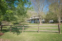 Spacious Historic Estate Home • Ideal for Families & Groups - 4 stjerner