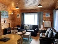 Willow Lodge, Holiday Log Cabin, Cedar Springs, Heacham. Close to the beach. - 4 stjerner