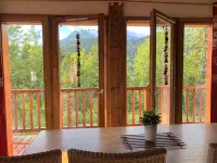 Cosy private chalet at the foot of the slopes, Oz, Alpe d'Huez ski area