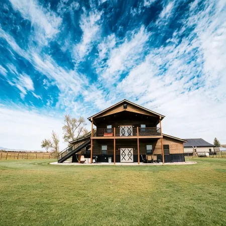 Barndominium with New indoor Gym located 8 miles from North shore of Bear Lake.