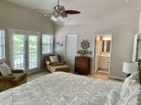 Lakefront on South Grand with Private Dock! Sleeps 8, 4 Bath - 2 full & 2 half - 3성급