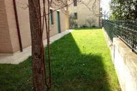 Apartment with garden between Perugia and Assisi - บังกะโล