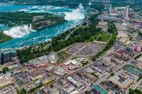 Minutes To The Falls:  Stylish Townhome Gem! - บังกะโล