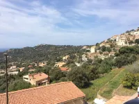 CHARMING STUDIO 30 m2 with TERRACE 15M2 IMPRENSABLE VIEW OF CALVI BAY - Homestays
