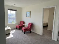 Spacious and Clean Home with 4 Bedrooms and 2 Baths in a Safe Neighborhood - Wifi