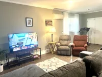 The Cozy Place - Family and Pet friendly. Only 5 minutes away from UGA!