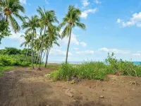 2BR Condo steps from the beach! Hotels in Junquillal
