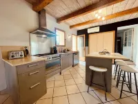 Villa Avec Piscine et Dépendance au Pied des Collines de Pagnol - Wifi