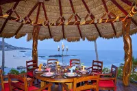 The most Romantic Beachfront Villa with stunning ocean view on  Palmilla Beach