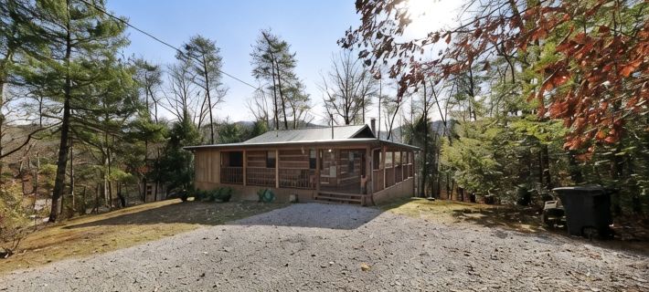 Mountain Dreams ~ Your very own private and rustic mountain retreat! Hotels in Blount County