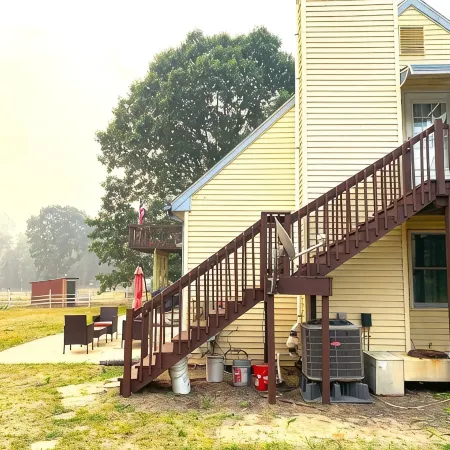 Farmhouse apt that's another home away from home near Philadelphia!!